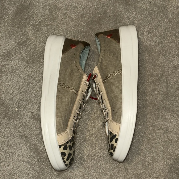 HEY DUDE KARINA SHOES - Picture 2 of 6